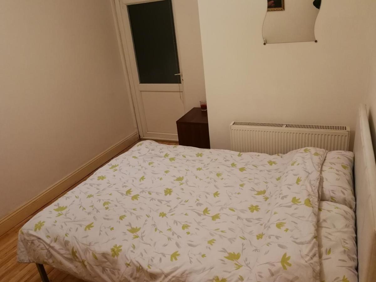 Aparthotel Haringey Victorian House Londra Esterno foto